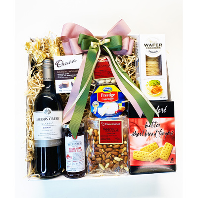 Nibbles and Red Wine Hamper